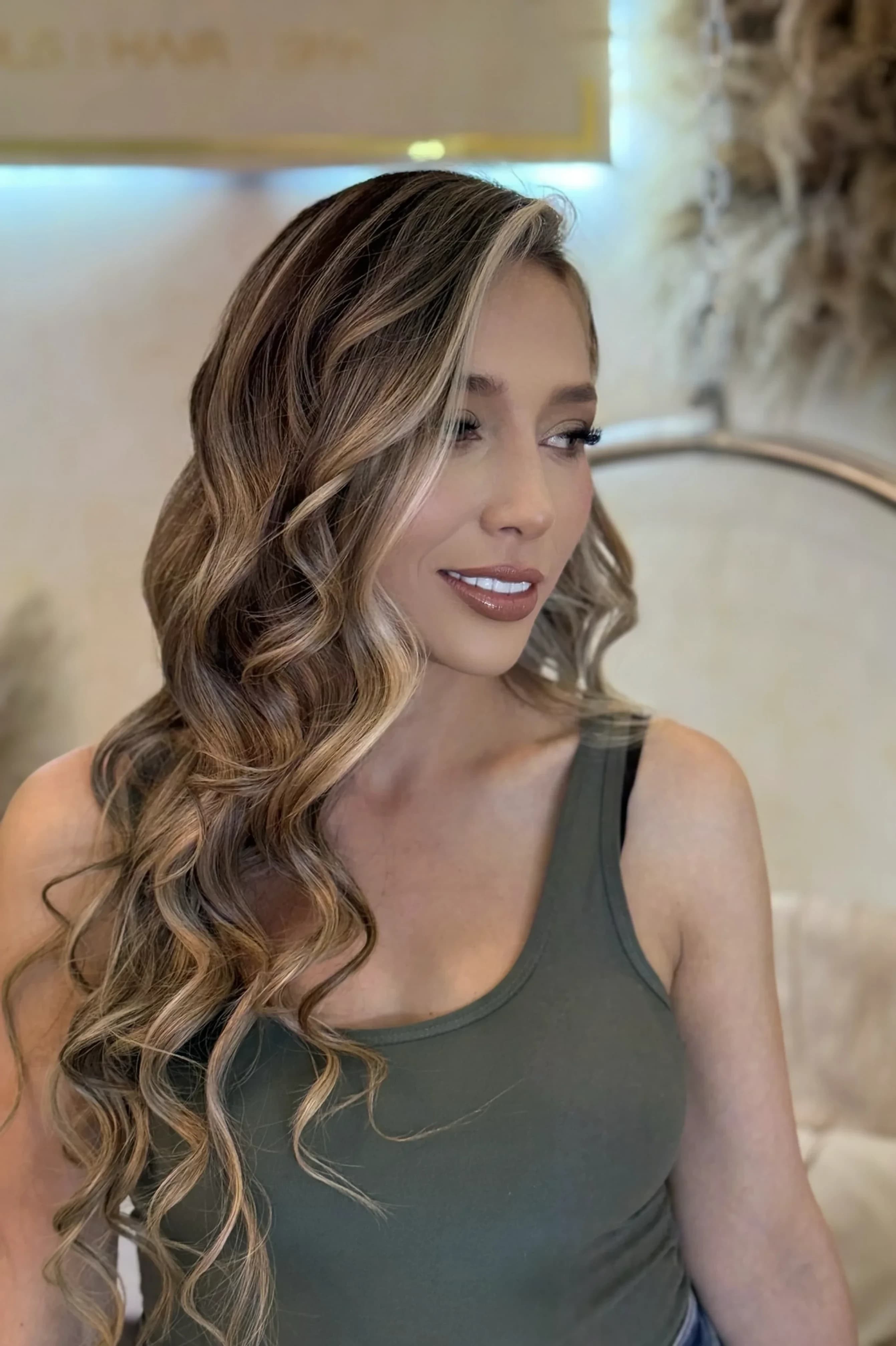 Maquillaje y peinado premium Twelve Studio Quito